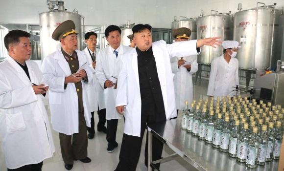 kim-jong-un-botellas-reuters.jpg