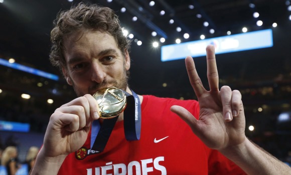 Gasol-medalla-oro-Eurobasket-2015-efe.jpg
