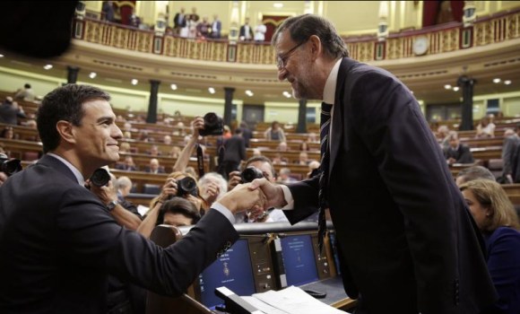 Sanchez-Saludo-Rajoy-2015.jpg