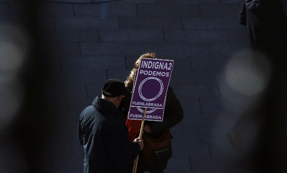 podemos-cartel-reuters.jpg