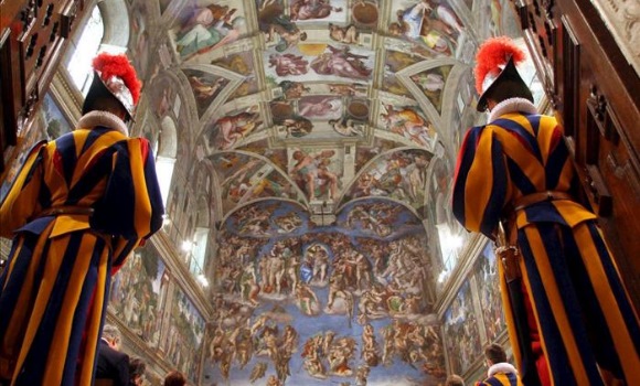 puertas-vaticano-efe.jpg