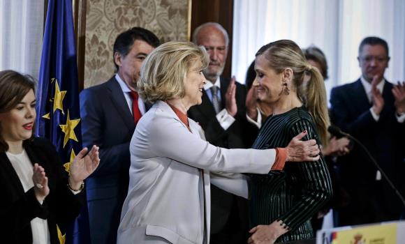 cifuentes-dancausa-cargo-efe.jpg