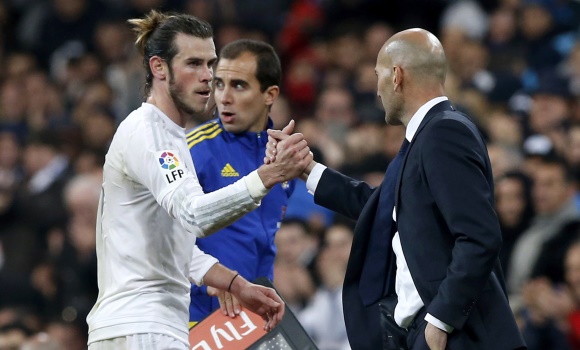 Bale-Zidane-saludo-2016-reuters.jpg