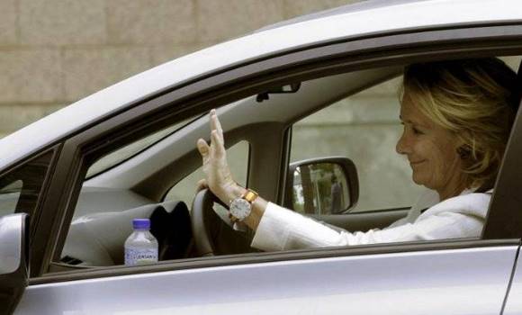 aguirre-coche-efe.jpg