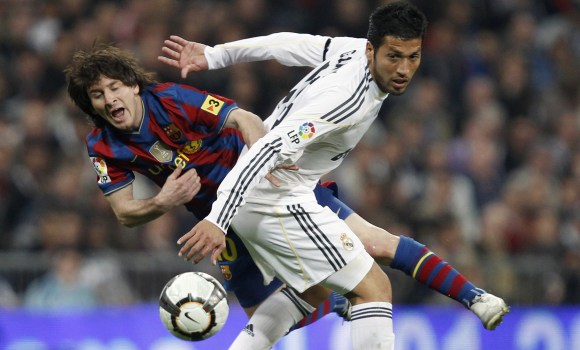 Garay-RealMadrid-Messi-2010-reuters.jpg