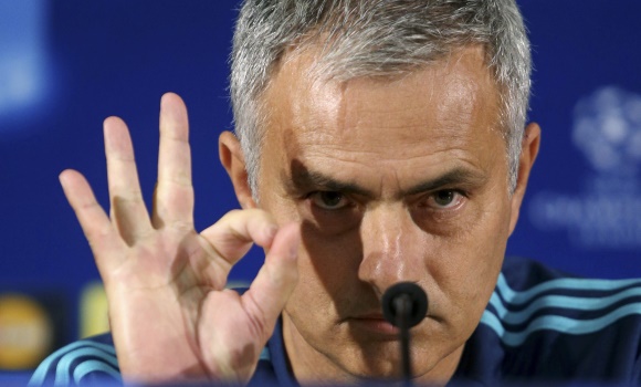 Mourinho-gesto-cero-rp-champions-chelsea-2015-efe.jpg