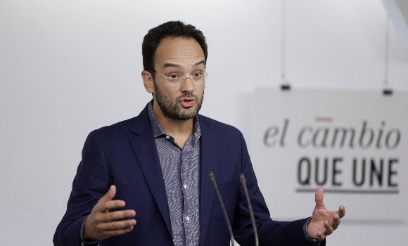 antonio-hernando-inmigracion-efe.jpg
