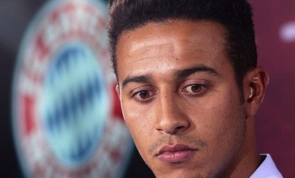 thiago-presentacion-efe.jpg
