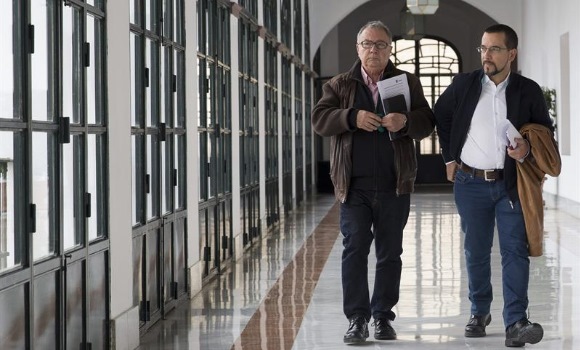 podemos-andalucia-reunion-psoe-efe.jpg