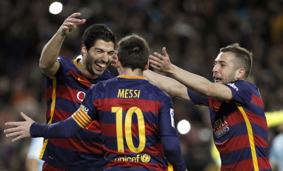 Suarez-Messi-Alba-celebran-gol-2016-efe.jpg