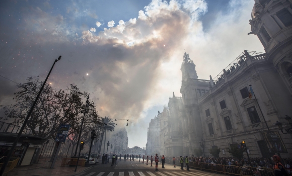 mascleta-2015-efe.jpg