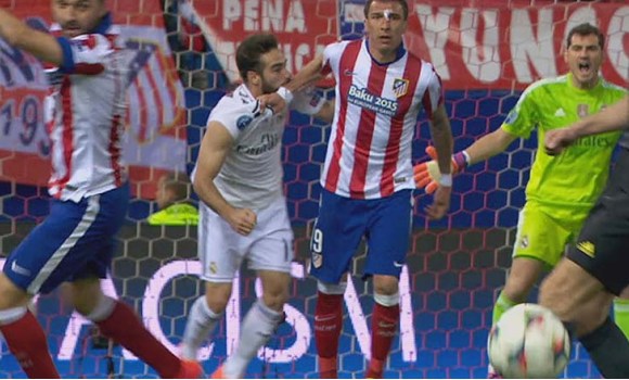 Carvajal-Mandzukic-2015.jpg
