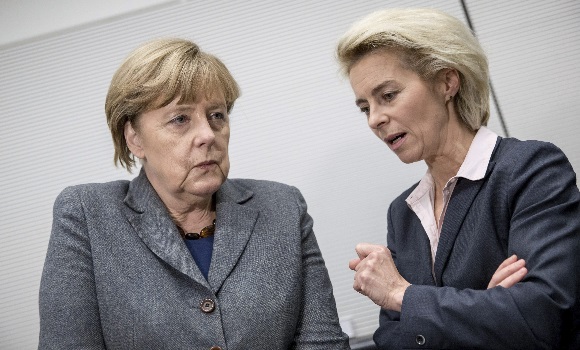 merkel-ministra-defensa-efe.jpg