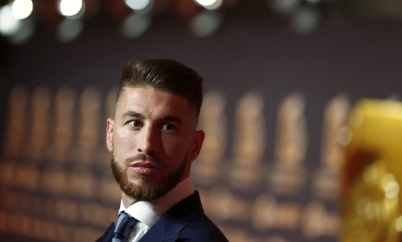 Ramos-Gala-Liga-2015-efe.jpg