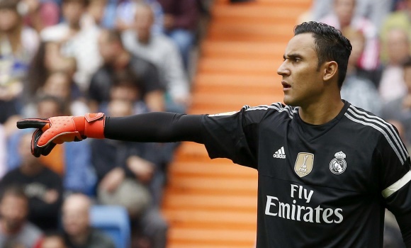Navas-senala-2015-EFE.jpg