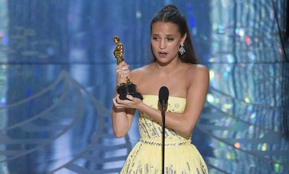vikander-oscar-efe.jpg