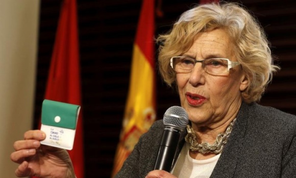 carmena-cenicero-efe.jpg