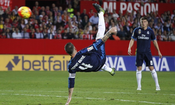 Ramos-remate-Sevilla-2015-efe.jpg