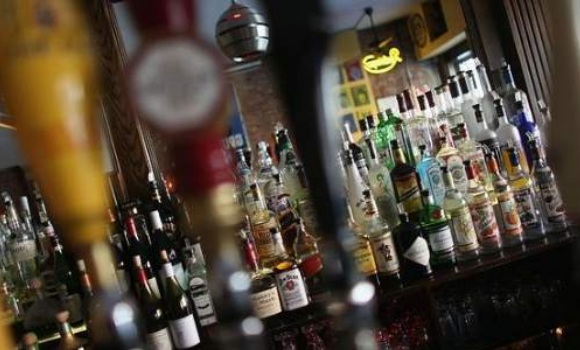 botellas-alcohol-efe-580x350.jpg
