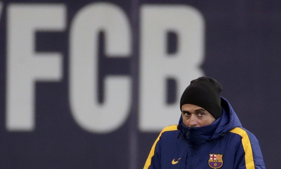 Luis-Enrique-frio-letras-FCB-entreno-2016-efe.jpg
