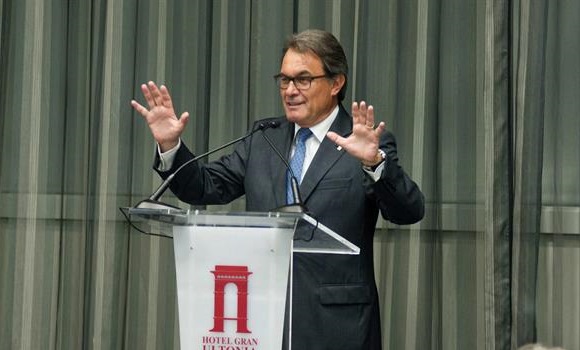 mas-acto-girona-1sept-efe.jpg