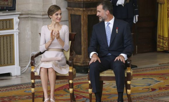 rey-felipe-letizia-aplauden-efe.jpg