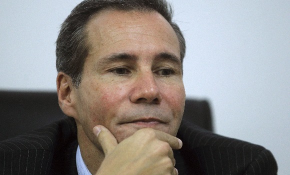 fiscal-nisman-reuters.jpg
