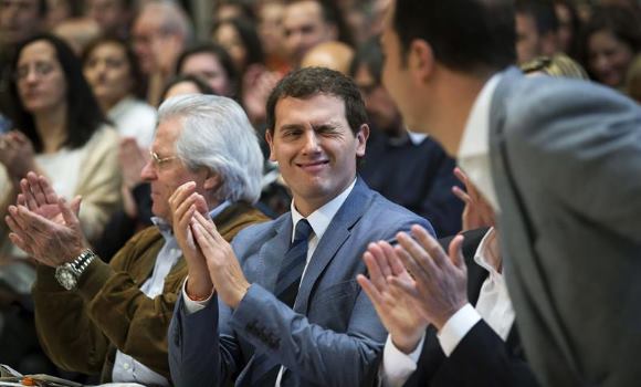 rivera-aplaude-andalucia-efe.jpg