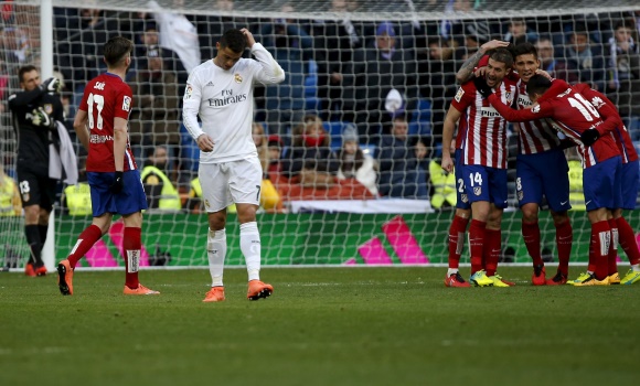 Cr7-hundido-derbi-2016-reuters.jpg