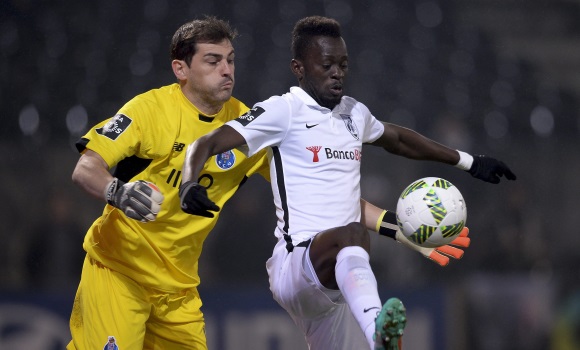 iker-casillas-fallo-guimaraes-efe.jpg