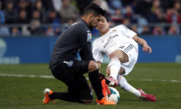 Moya-frena-dimaria-2014-reuters.jpg