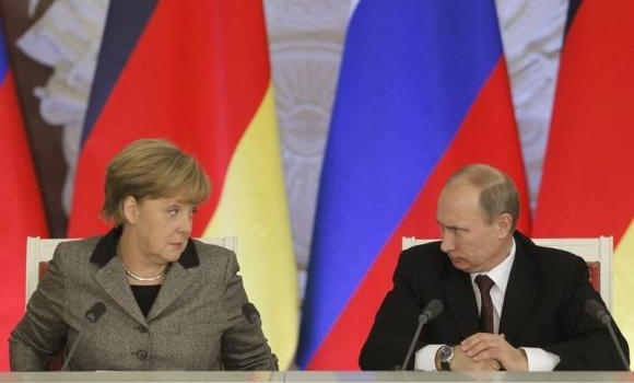 putin-merlke-reuters.jpg