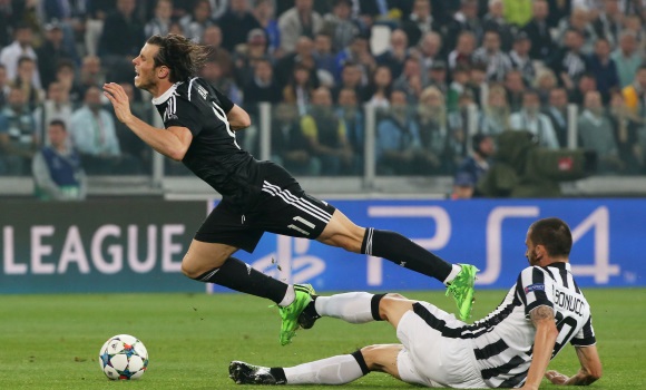 bale-bonucci-reuters.jpg