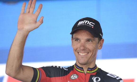 gilbert-podio-reuters.jpg
