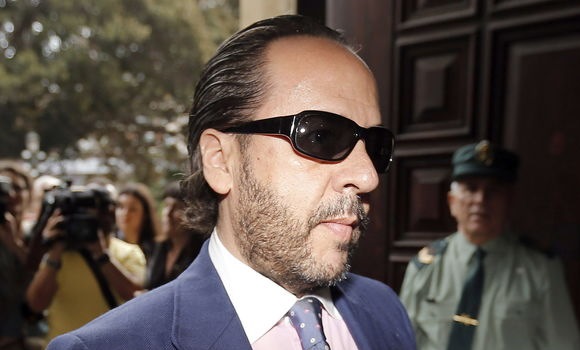 bigotes-efe.jpg