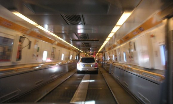 eurotunel-trenes-coches.jpg