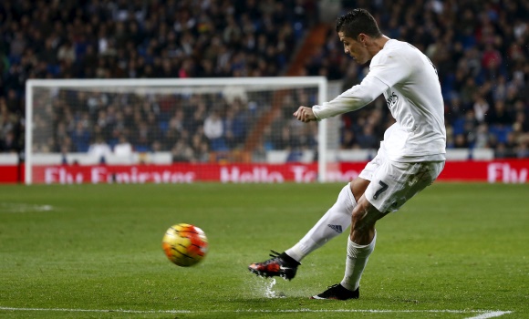 CR7-falta-2016-espanyol-reuters.jpg