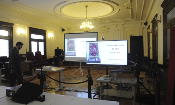 IsabelCarrascojuicio-18enero2016EFE.jpg