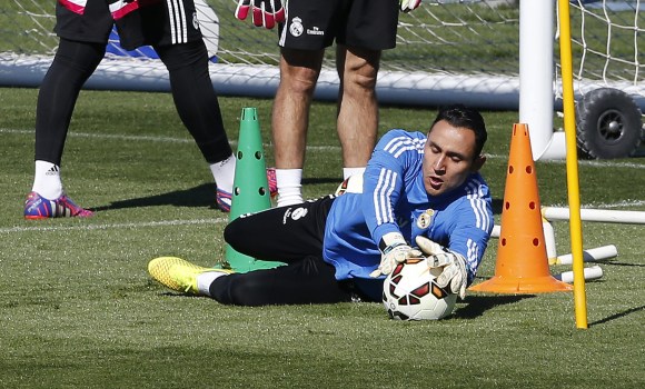 Keylor-Navas-para-entreno-2015-efe.jpg