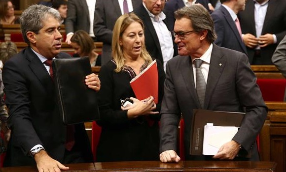 homs-mas-parlament-efe.jpg
