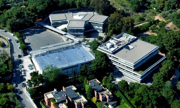 colegio-aula-artur-mas.jpg