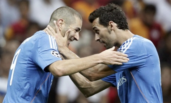 arbeloa-benzema.jpg