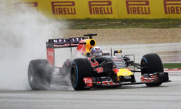 f1-lluvia.jpg