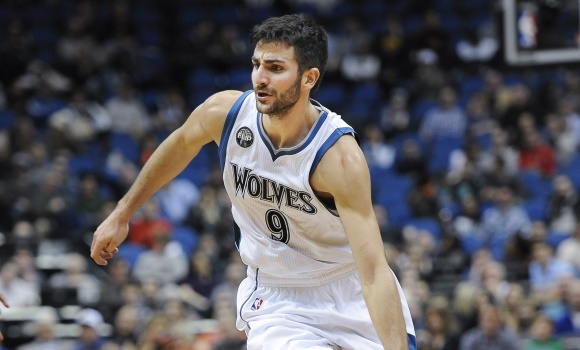 Ricky-Rubio-wolves-2016-EFE.jpg
