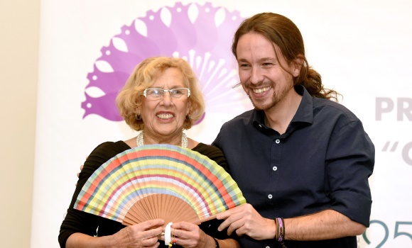 Carmena-Pablo-Iglesias-2015-EFE.jpg