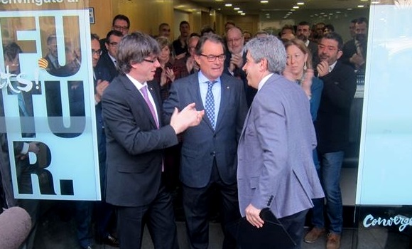 mas-homs-puigdemont-ep.jpg