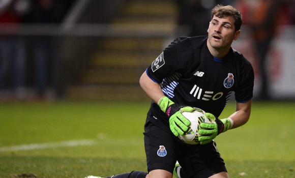 casillas-braga-reuters.jpg