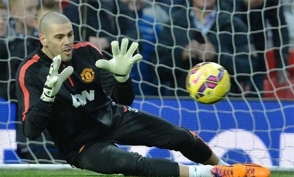 valdes-calentamiento-united-efe.jpg