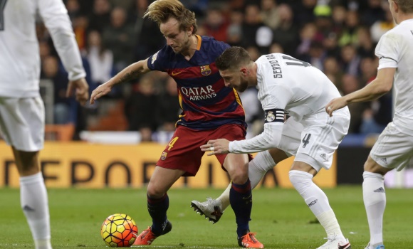 Ramos-Rakitic-2015-efe.jpg