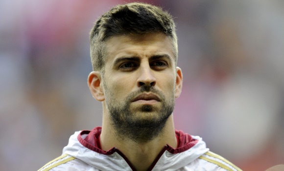 Pique-espana-pp-2015-himno.jpg